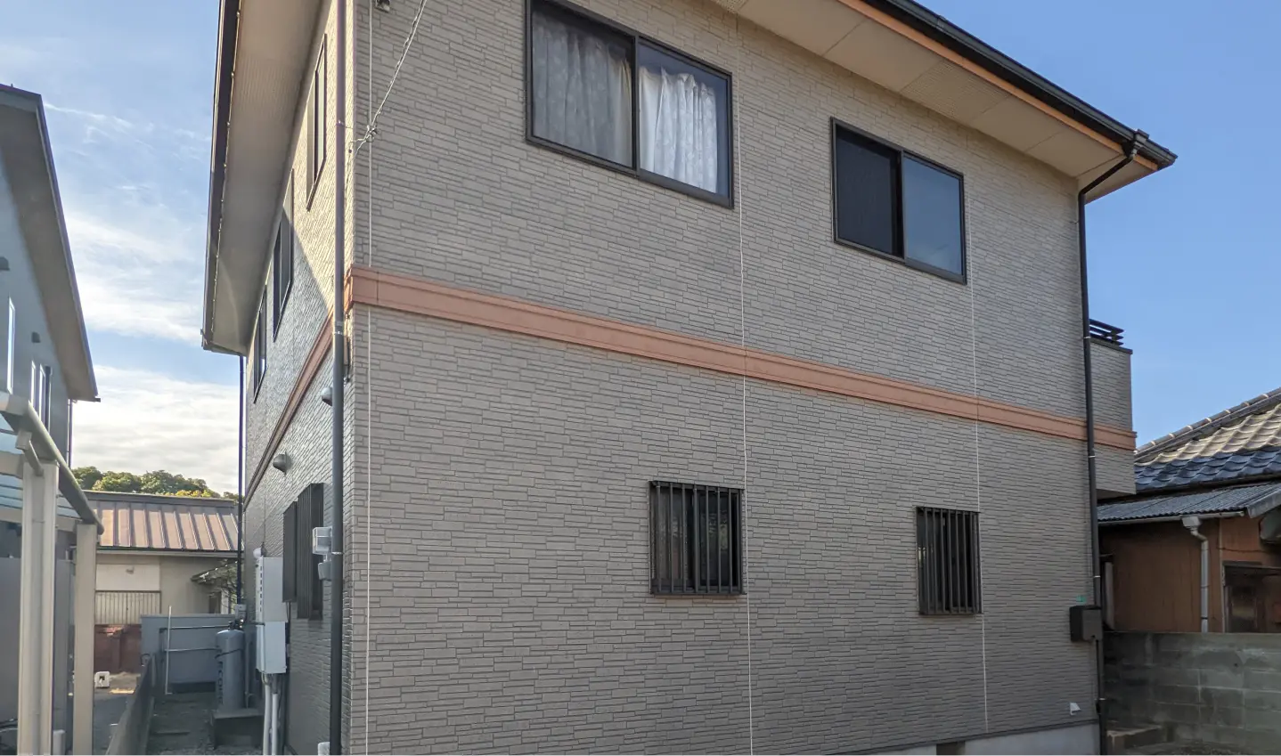 戸建て住宅の外観写真